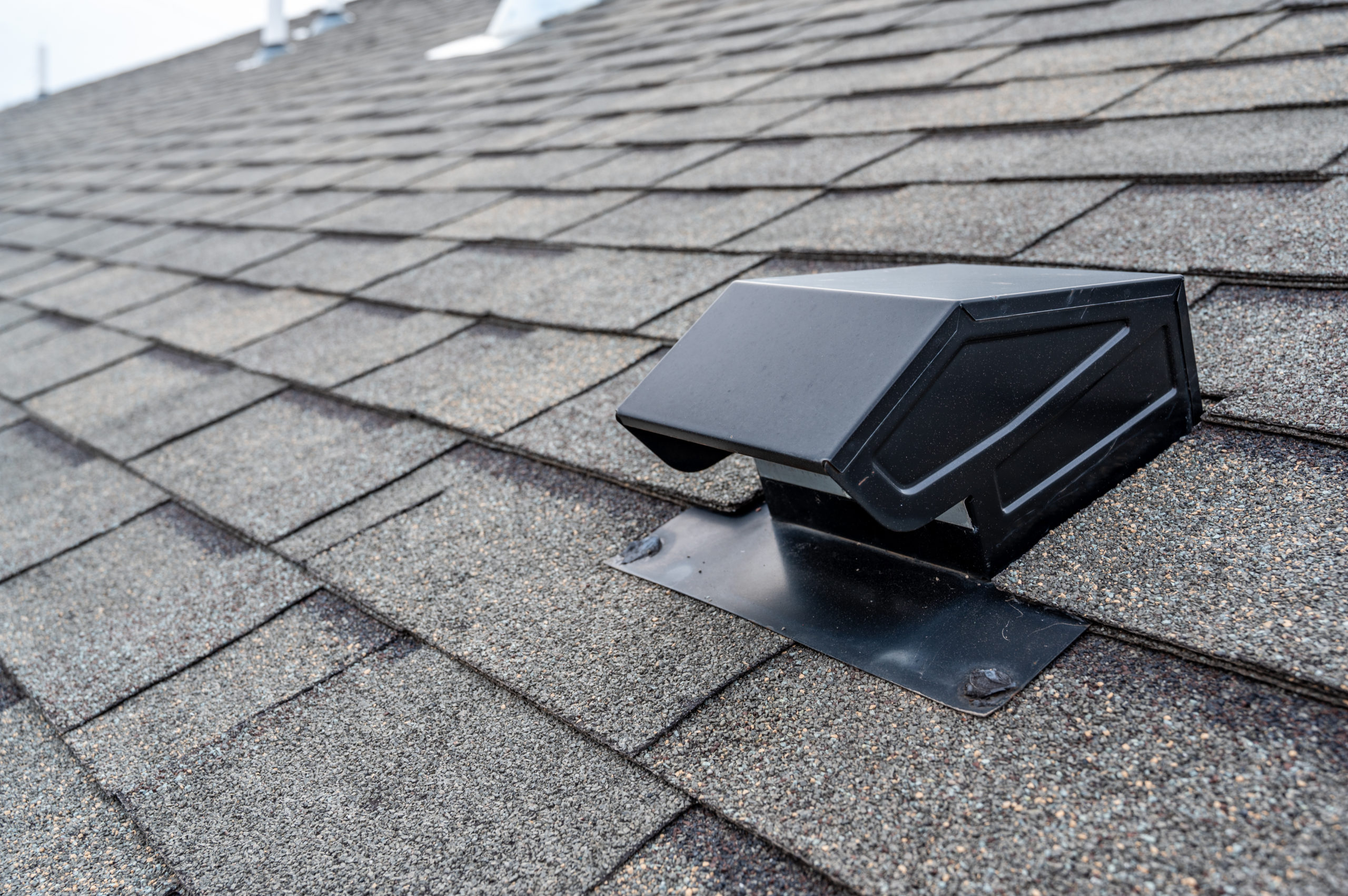 Should You Install Roof Flashing During the Winter